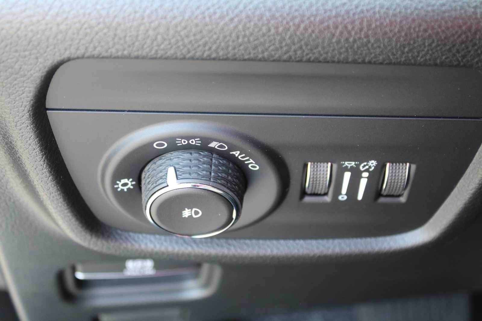 2026 Jeep Grand Cherokee L 85th Anniversary Edition