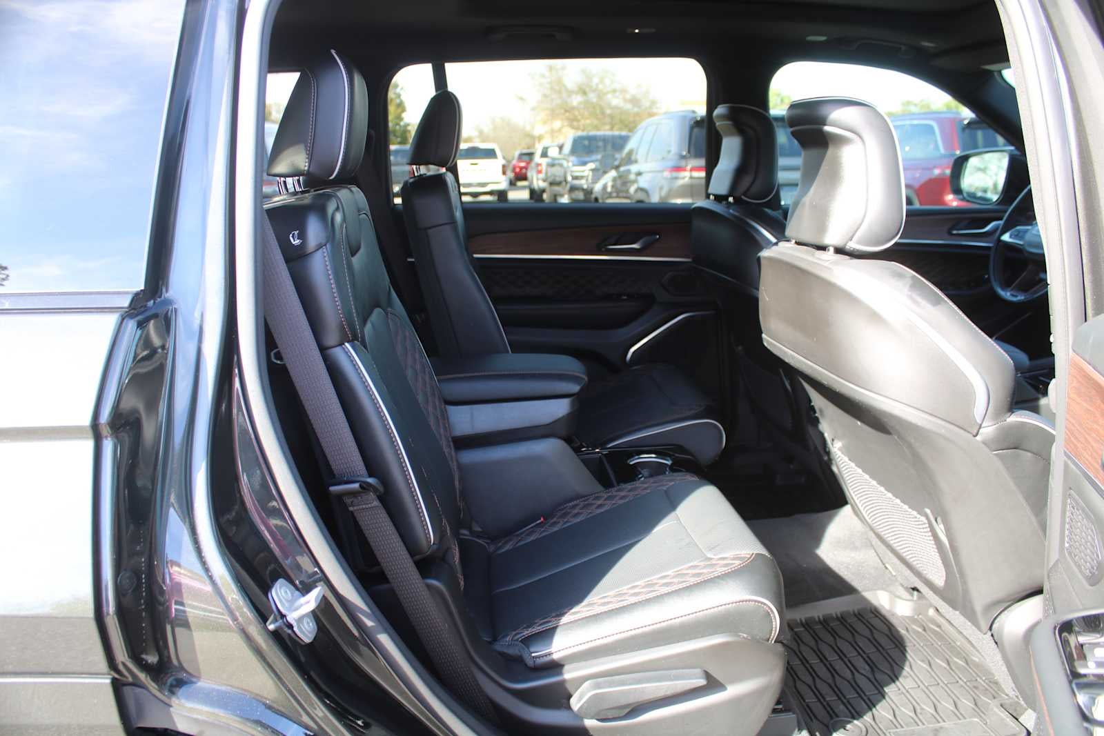 2023 Jeep Grand Cherokee L Summit 4x4