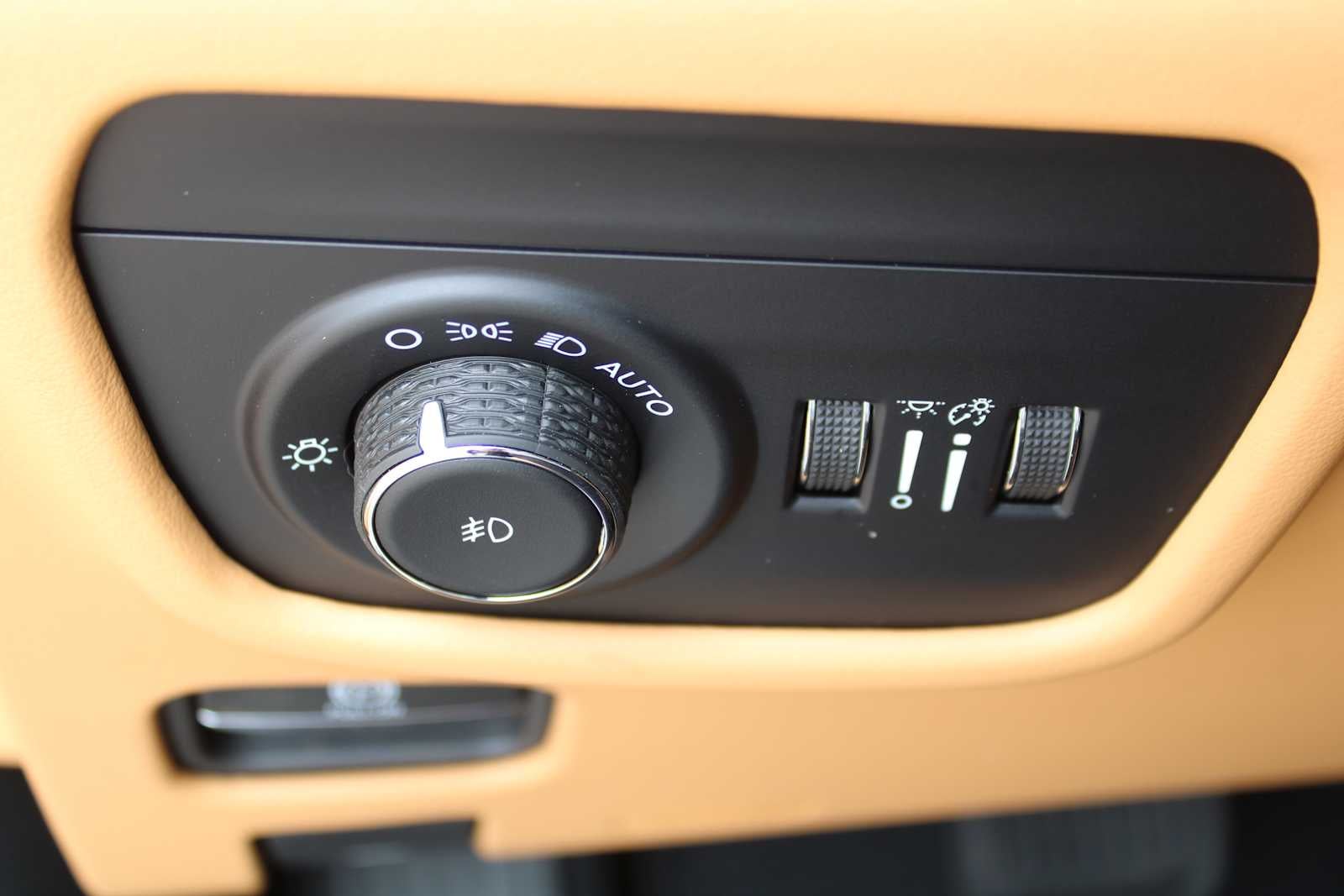 2025 Jeep Grand Cherokee GRAND CHEROKEE L SUMMIT RESERVE 4X4