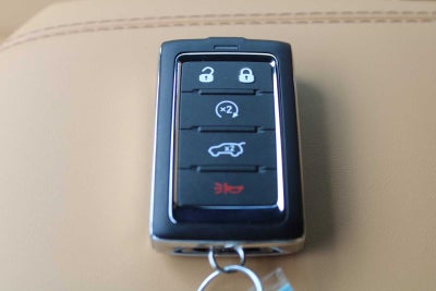 2025 Jeep Grand Cherokee GRAND CHEROKEE L SUMMIT RESERVE 4X4