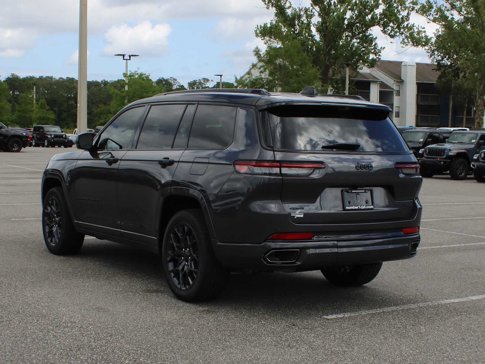 2025 Jeep Grand Cherokee GRAND CHEROKEE L SUMMIT RESERVE 4X4