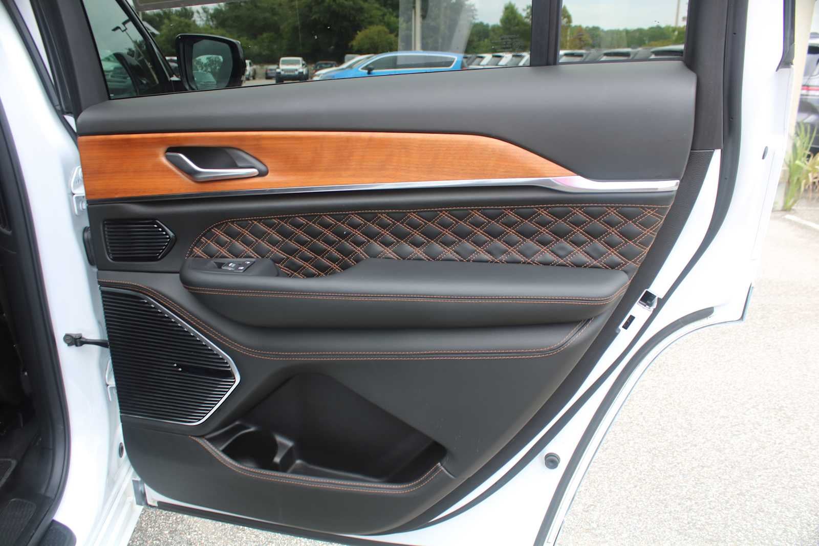 2025 Jeep Grand Cherokee L Summit Reserve