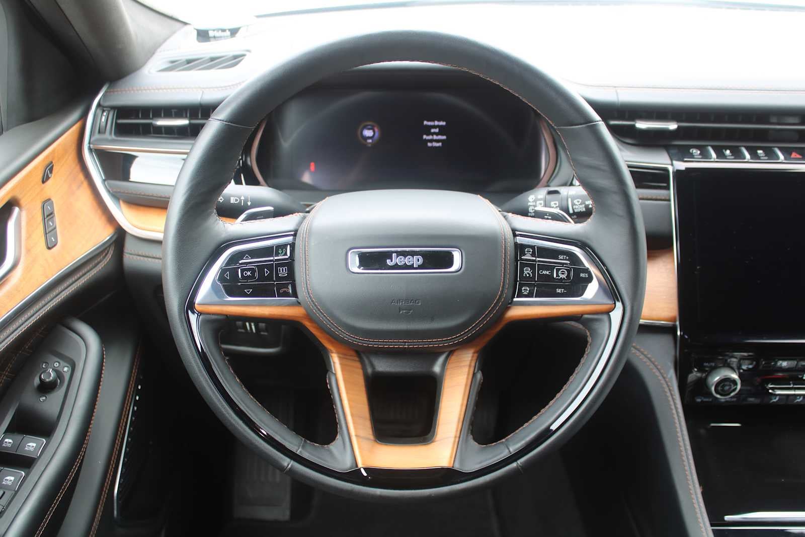 2025 Jeep Grand Cherokee L Summit Reserve