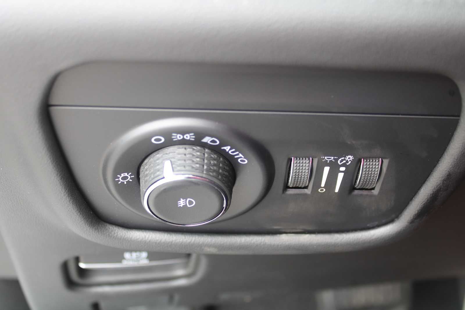2025 Jeep Grand Cherokee L Summit Reserve