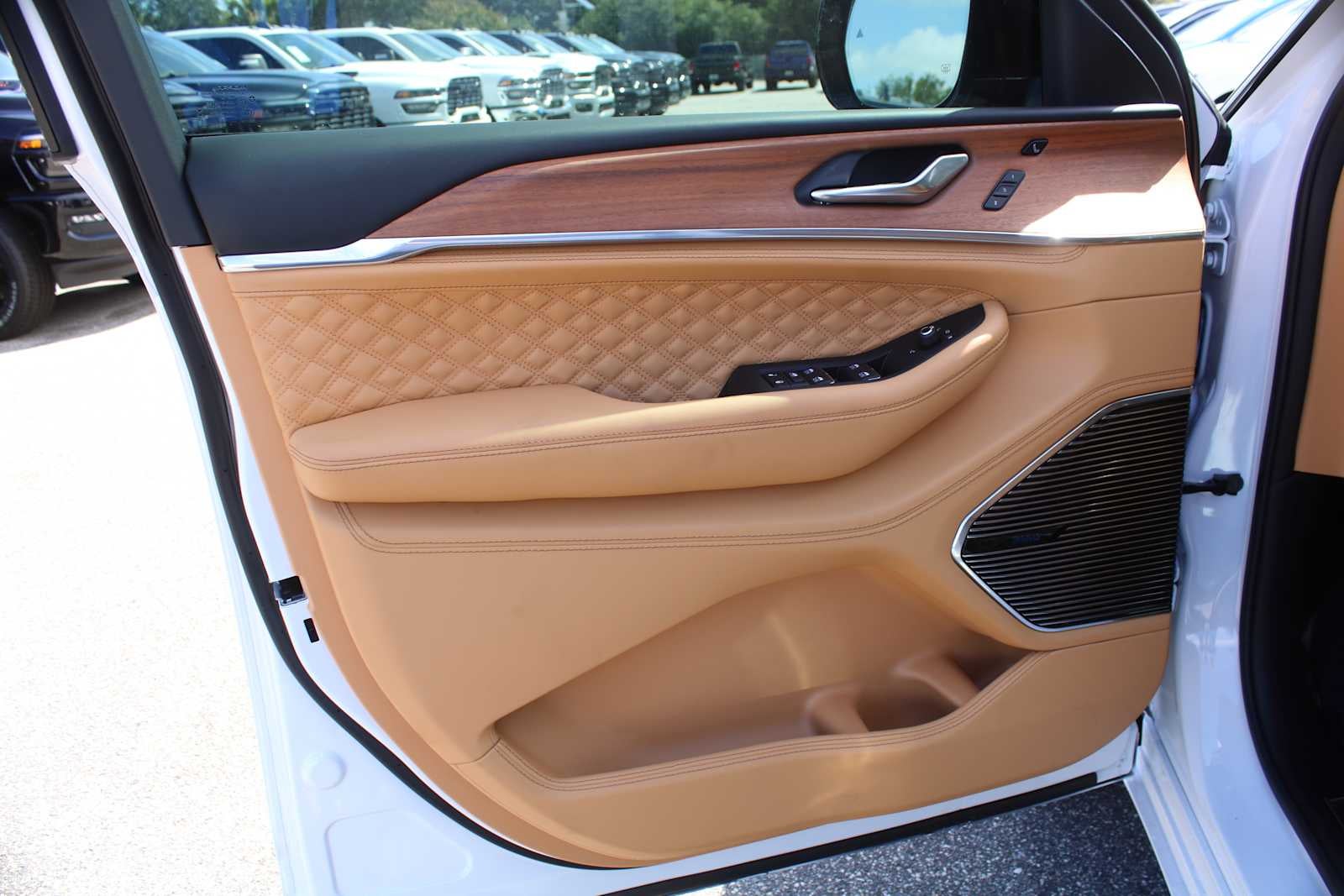 2027 Jeep Grand Cherokee L Summit