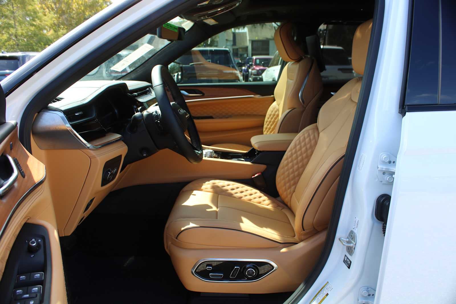 2027 Jeep Grand Cherokee L Summit