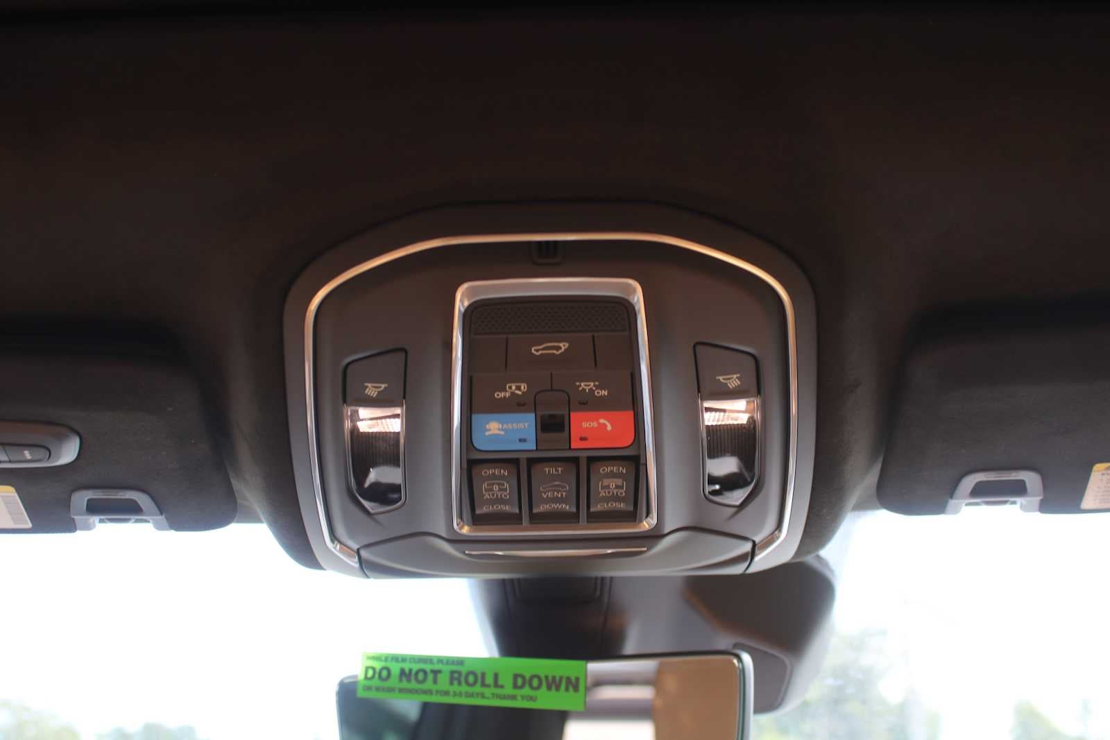 2027 Jeep Grand Cherokee L Summit