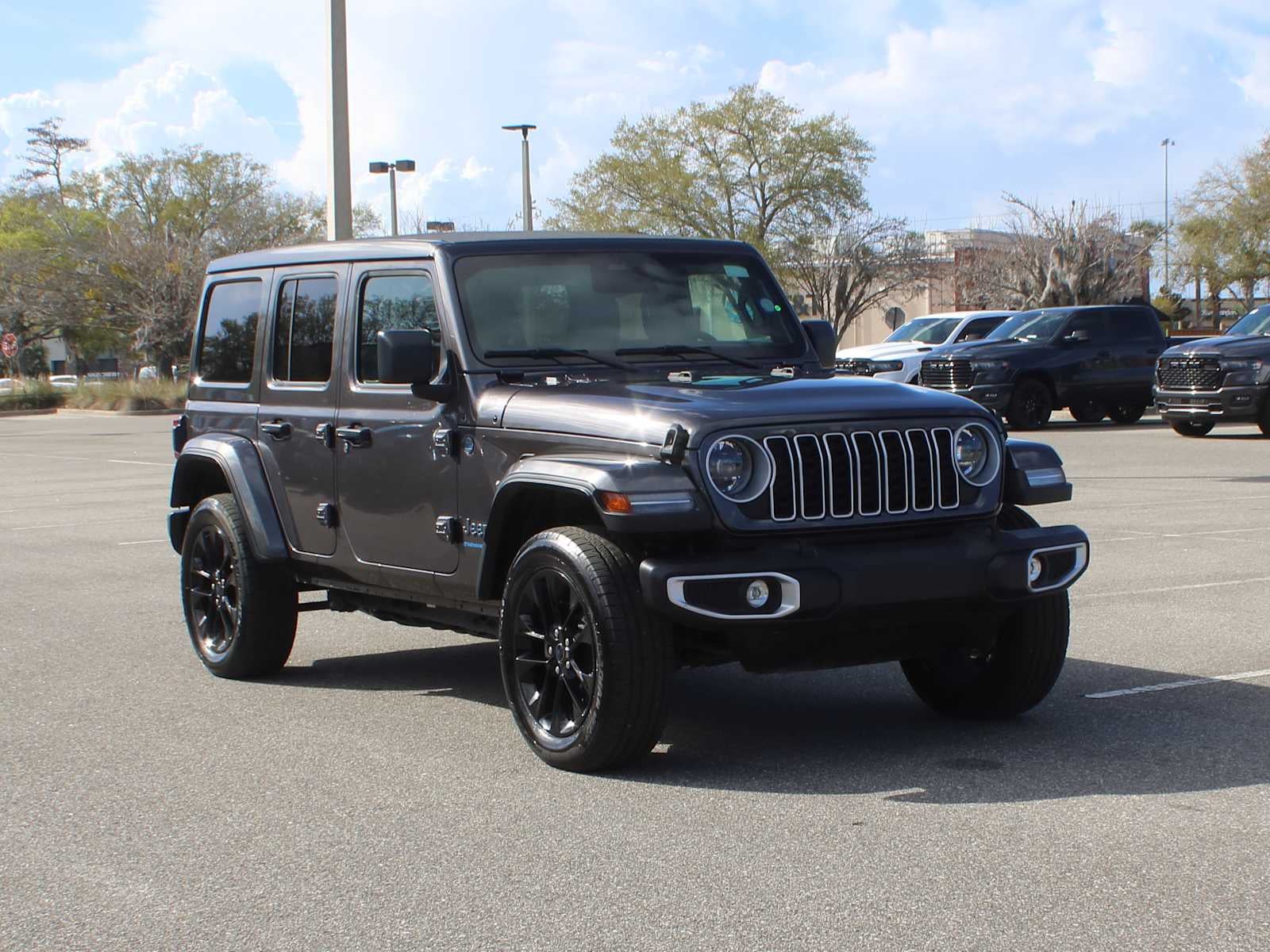 2025 Jeep Wrangler 4xe Sahara 4xe
