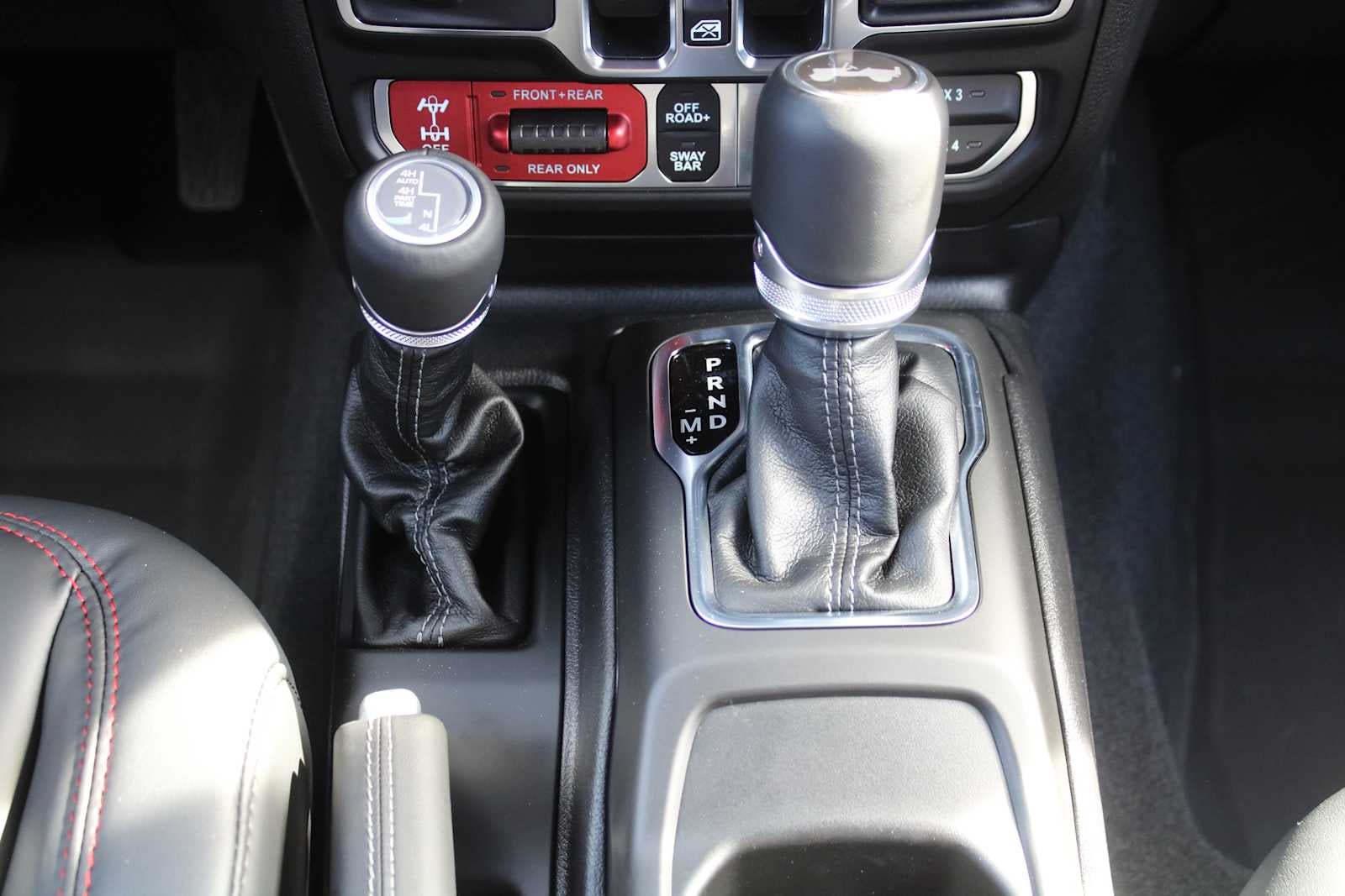 2026 Jeep Wrangler WRANGLER 4-DOOR MOAB 392