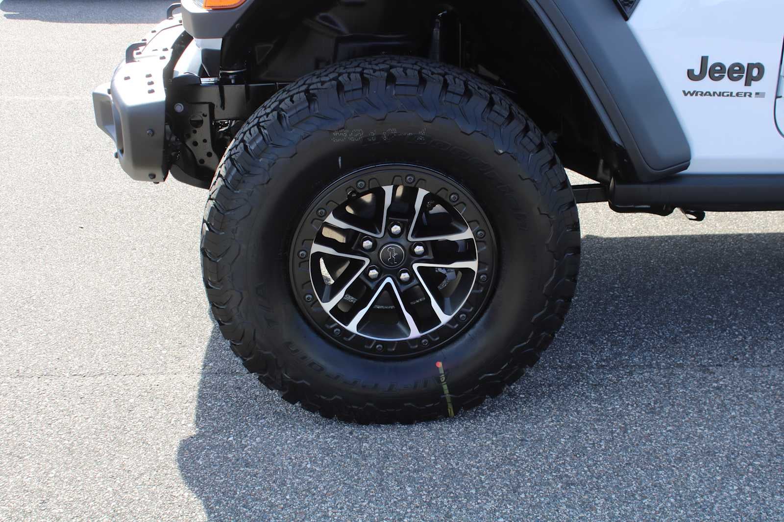 2026 Jeep Wrangler WRANGLER 4-DOOR MOAB 392