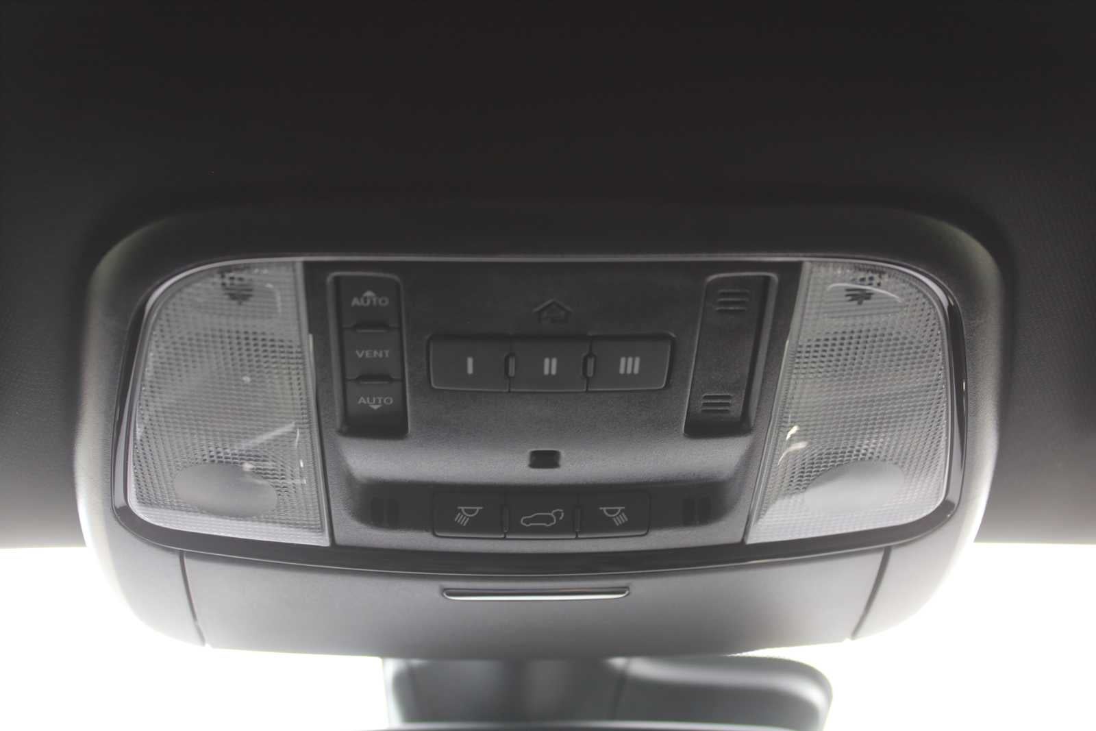 2027 Dodge Durango GT Plus HEMI