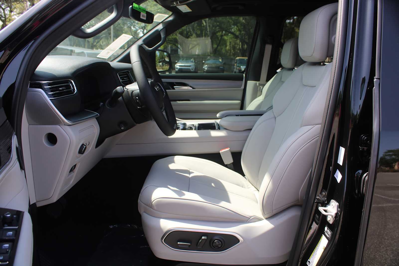 2026 Jeep Grand Wagoneer L Limited Altitude