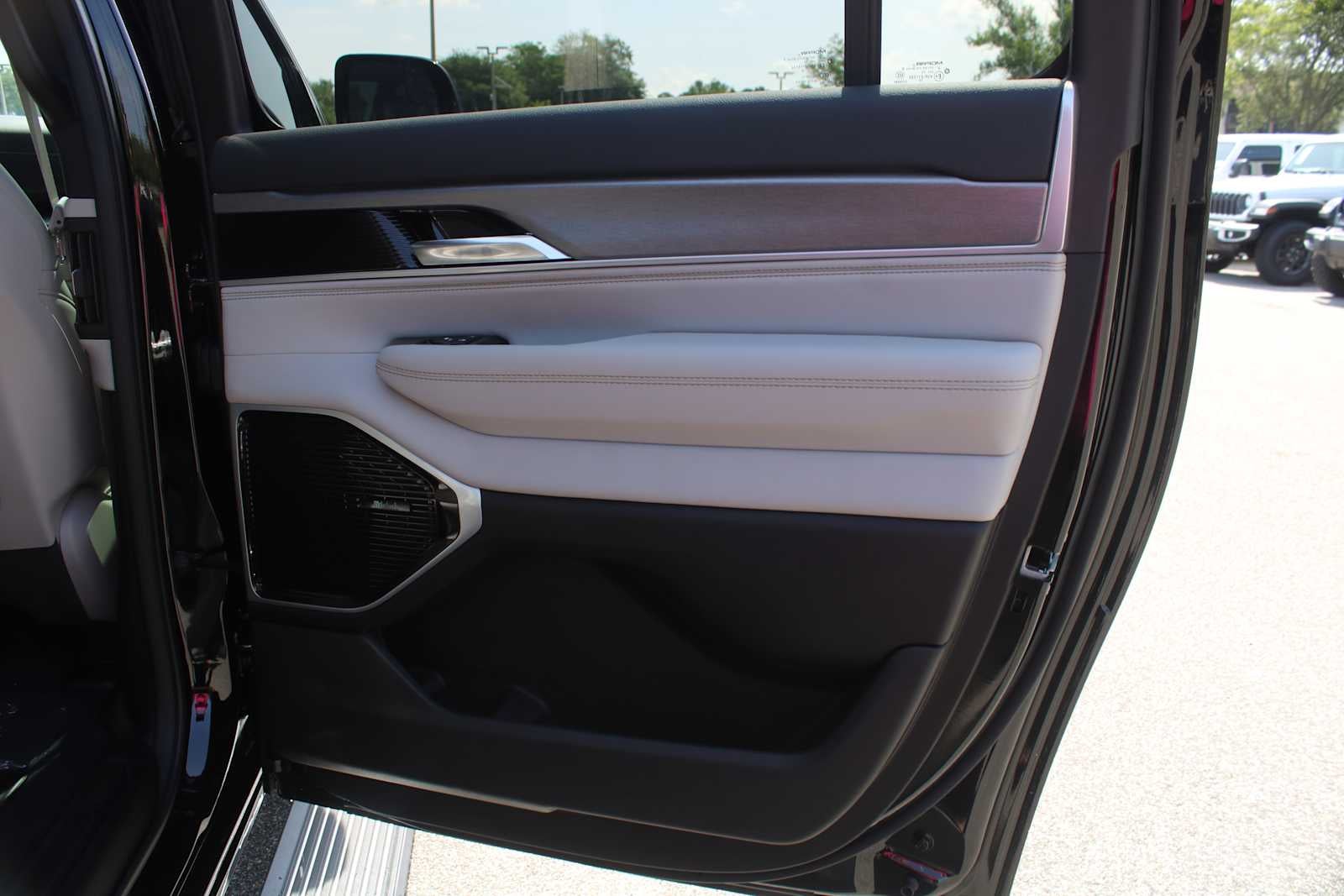 2026 Jeep Grand Wagoneer L Limited Altitude