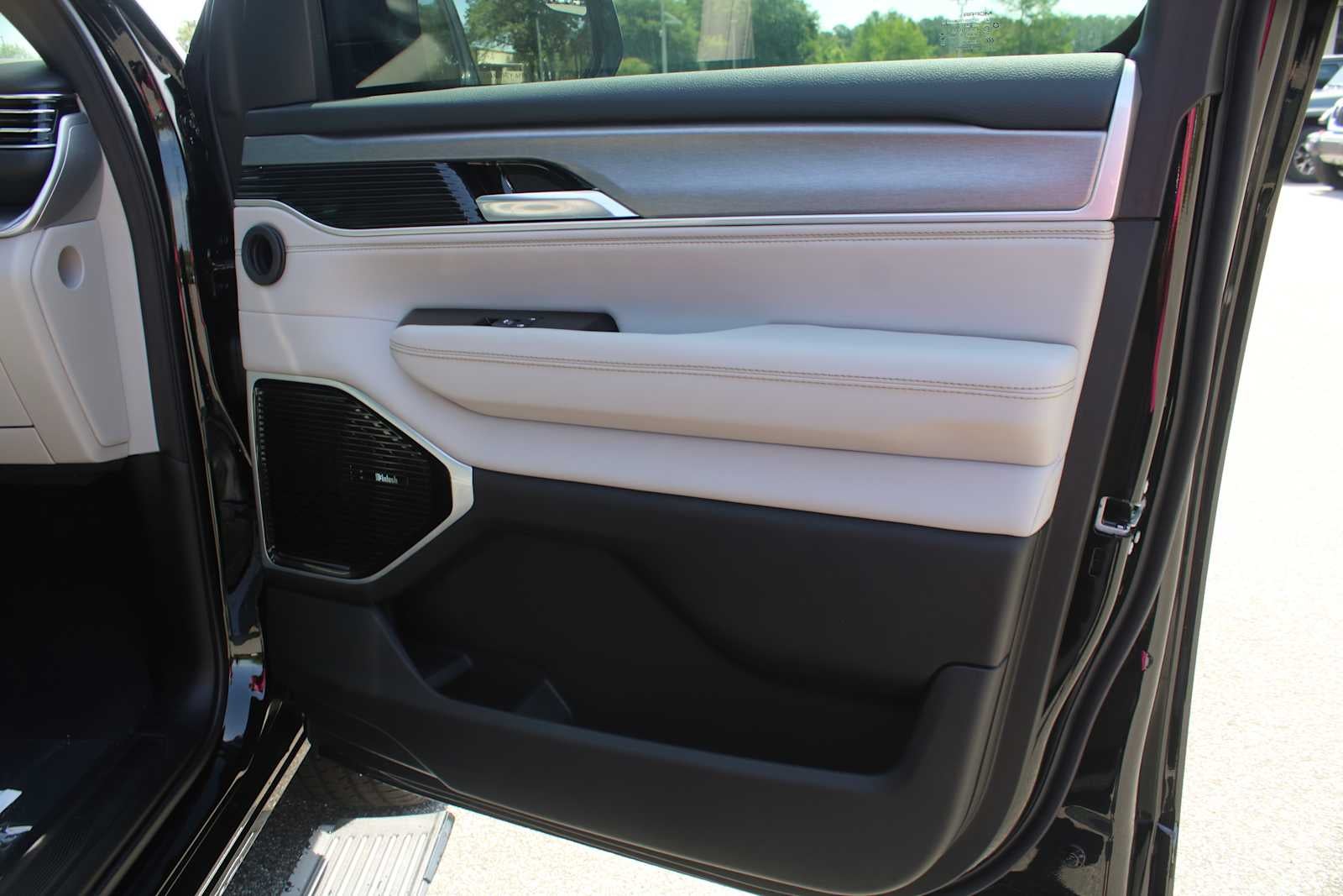 2026 Jeep Grand Wagoneer L Limited Altitude