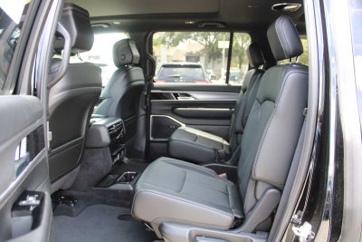 2026 Jeep Grand Wagoneer 4x2