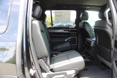 2026 Jeep Grand Wagoneer 4x2