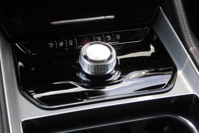 2026 Jeep Grand Wagoneer 4x2