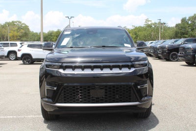 2026 Jeep Grand Wagoneer 4x2