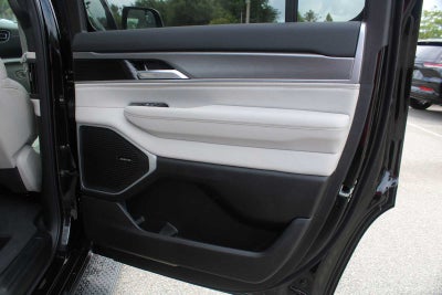 2026 Jeep Grand Wagoneer 4x2