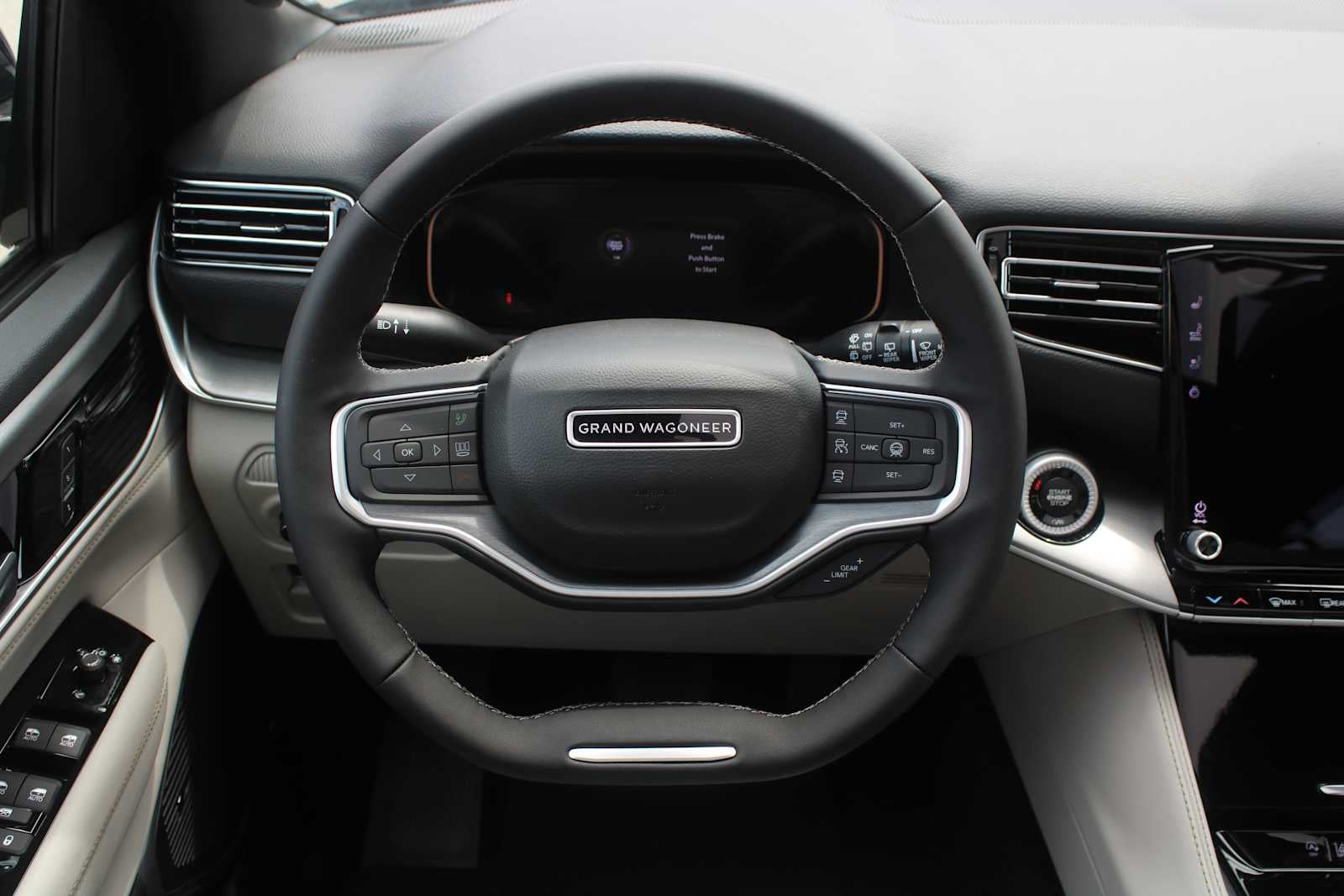 2026 Jeep Grand Wagoneer 4x2