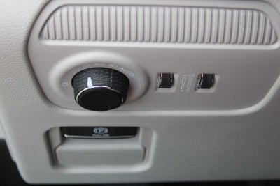 2026 Jeep Grand Wagoneer 4x2