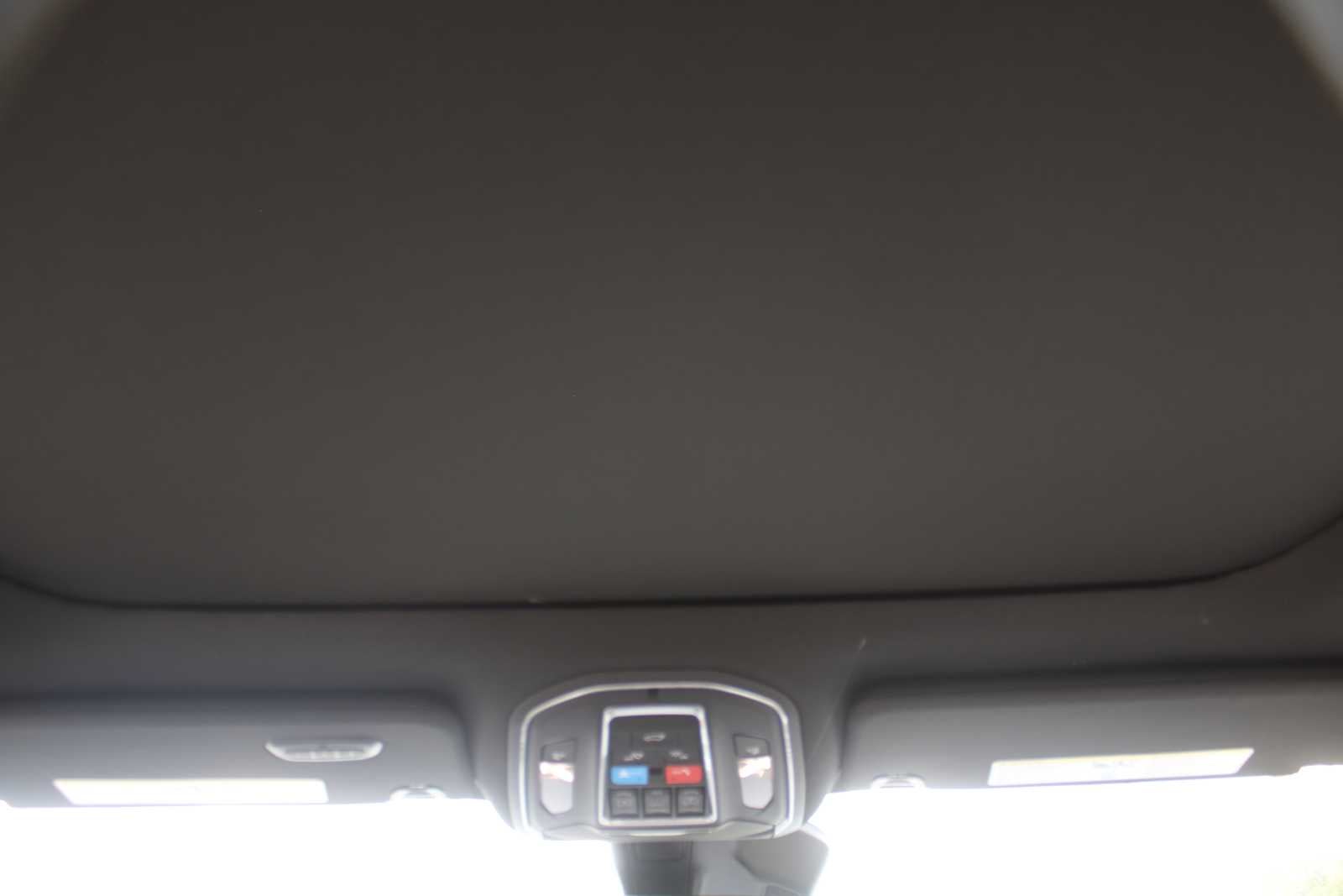 2026 Jeep Grand Wagoneer 4x2