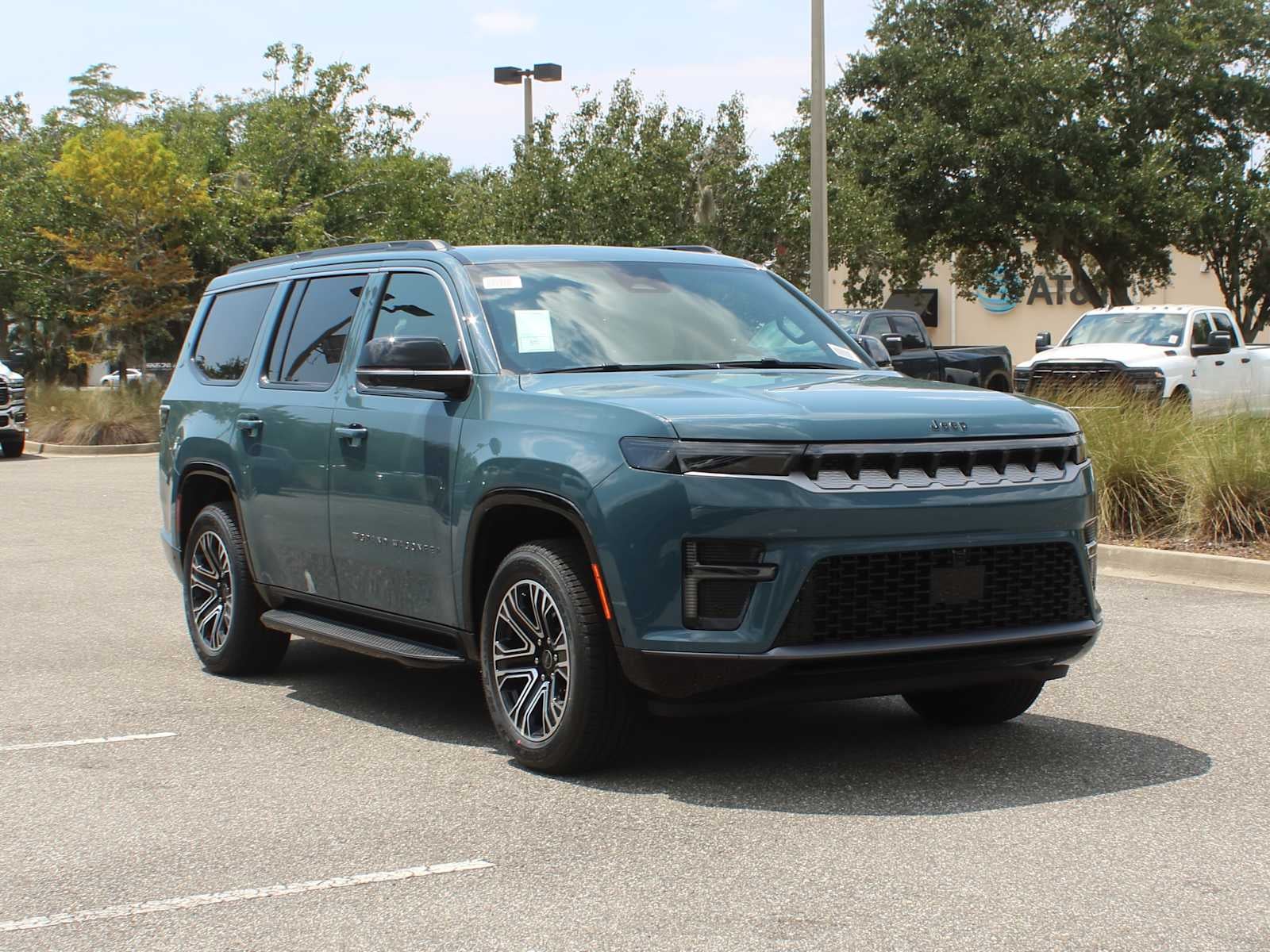 2026 Jeep Grand Wagoneer 4x2