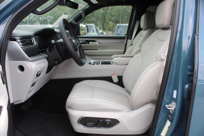 2026 Jeep Grand Wagoneer 4x2