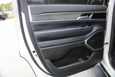 2022 Jeep Wagoneer Series II 4x2