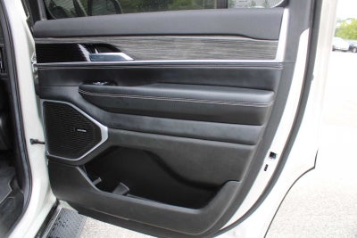 2022 Jeep Wagoneer Series II 4x2