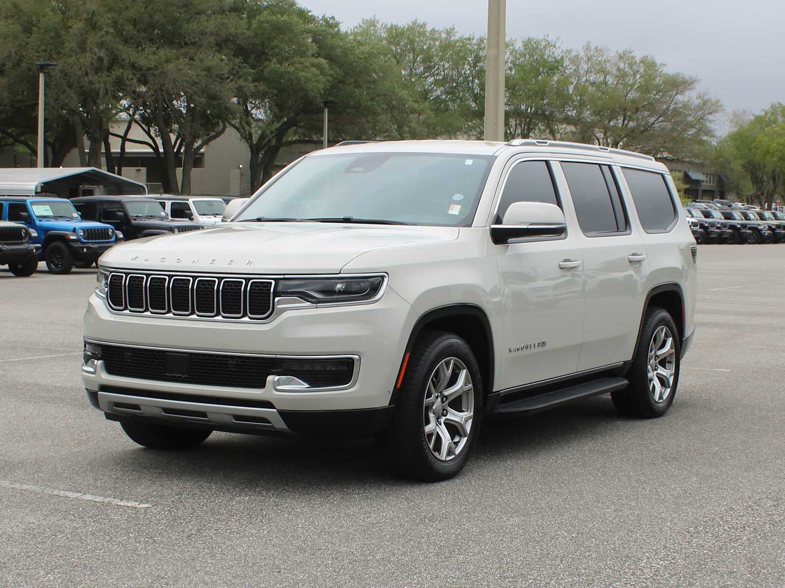 2022 Jeep Wagoneer Series II 4x2