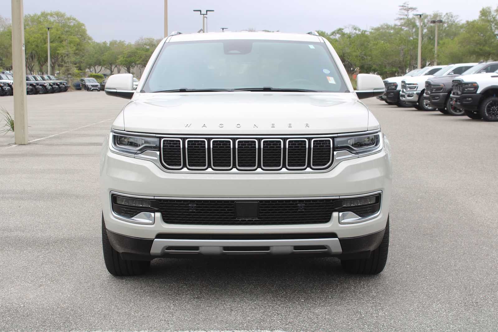 2022 Jeep Wagoneer Series II 4x2