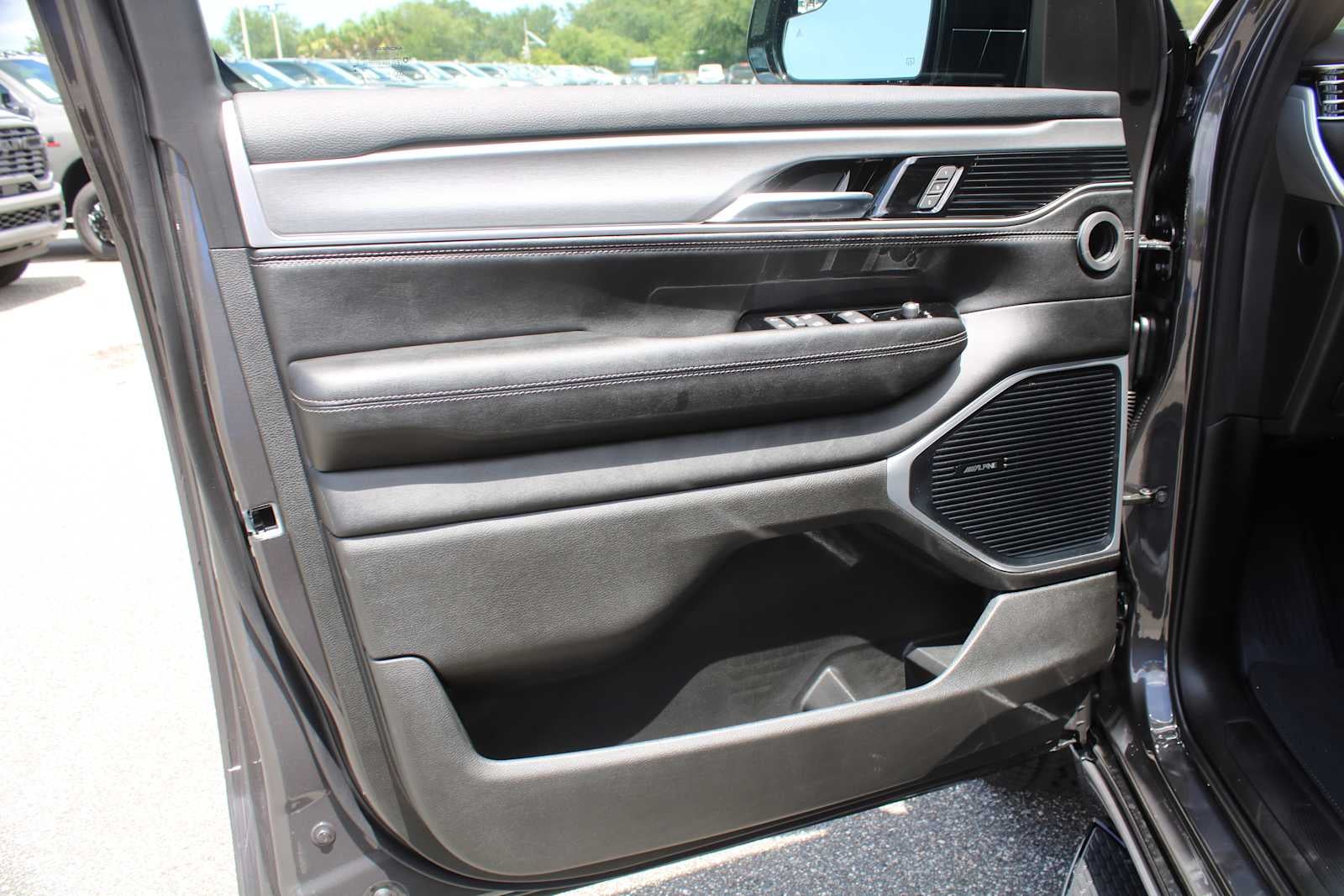 2026 Jeep Grand Wagoneer Upland