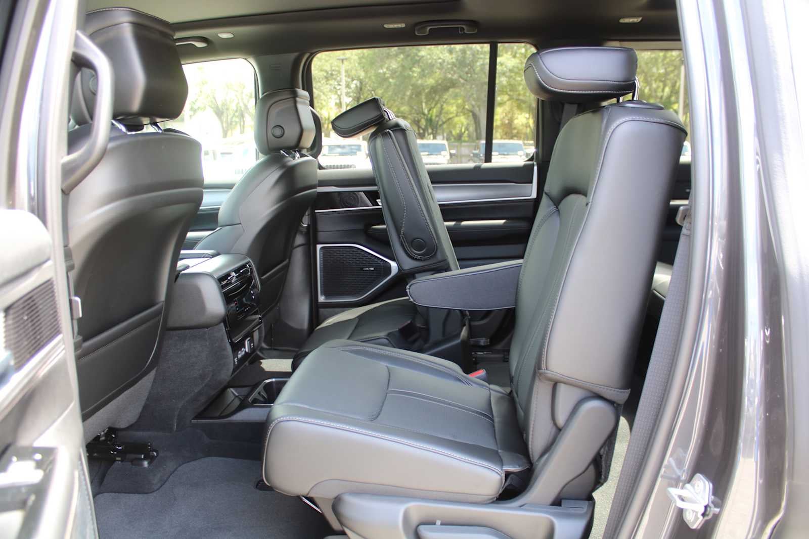 2026 Jeep Grand Wagoneer Upland