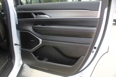 2026 Jeep Grand Wagoneer Upland