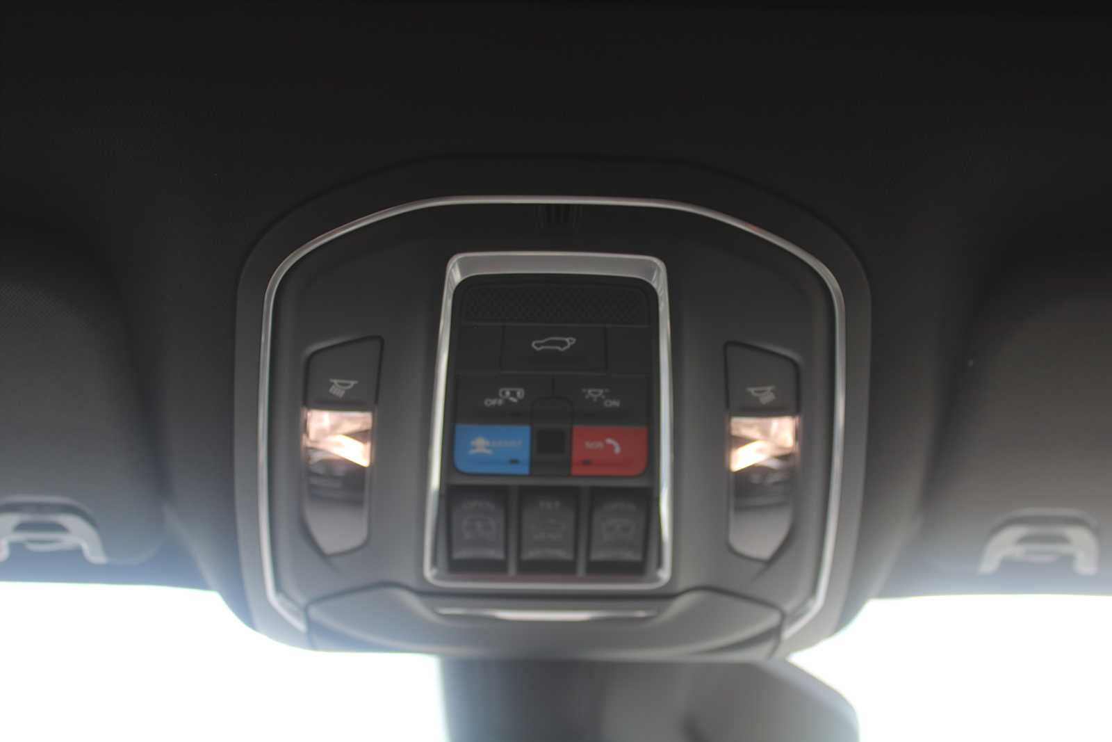 2026 Jeep Grand Wagoneer Upland