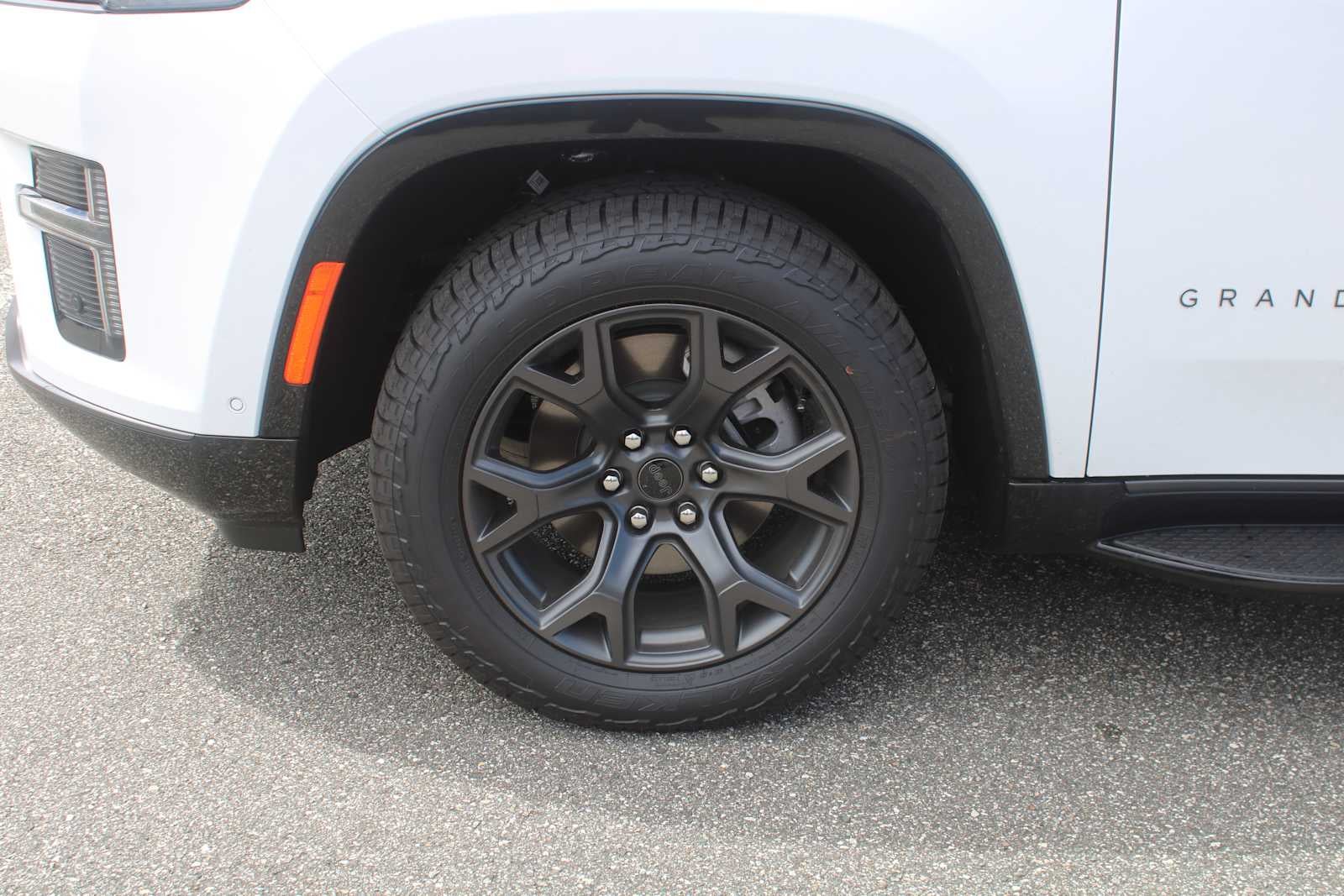 2026 Jeep Grand Wagoneer Upland