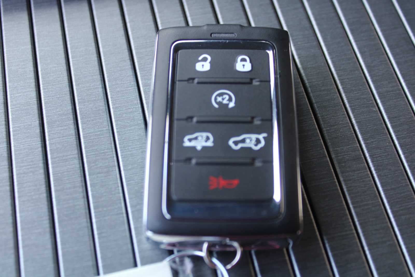 2026 Jeep Grand Wagoneer GRAND WAGONEER UPLAND 4X4