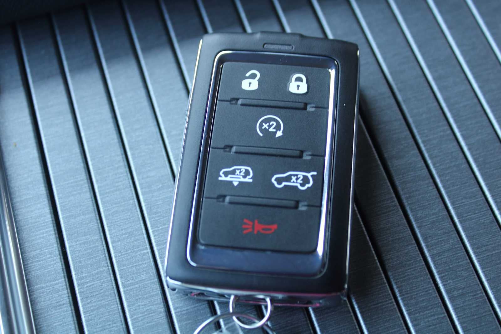 2026 Jeep Grand Wagoneer GRAND WAGONEER UPLAND 4X4