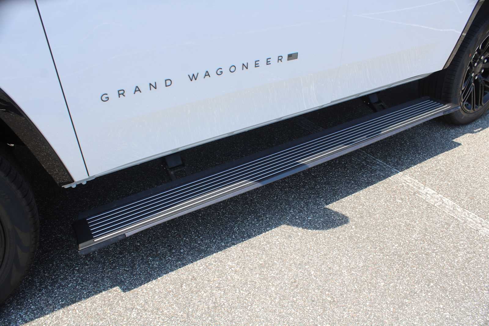2026 Jeep Grand Wagoneer Limited Reserve
