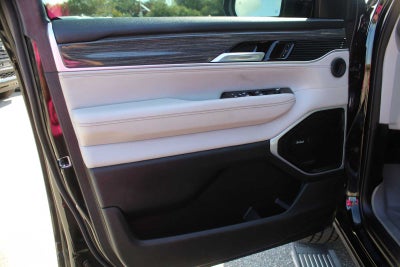 2022 Jeep Wagoneer Series III