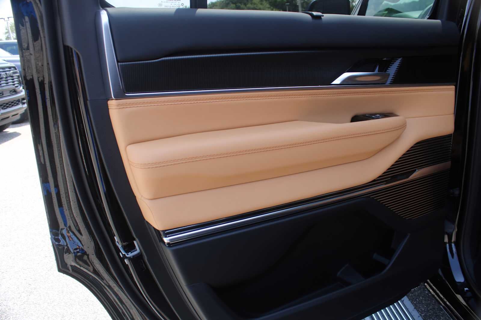2026 Jeep Grand Wagoneer Summit Reserve