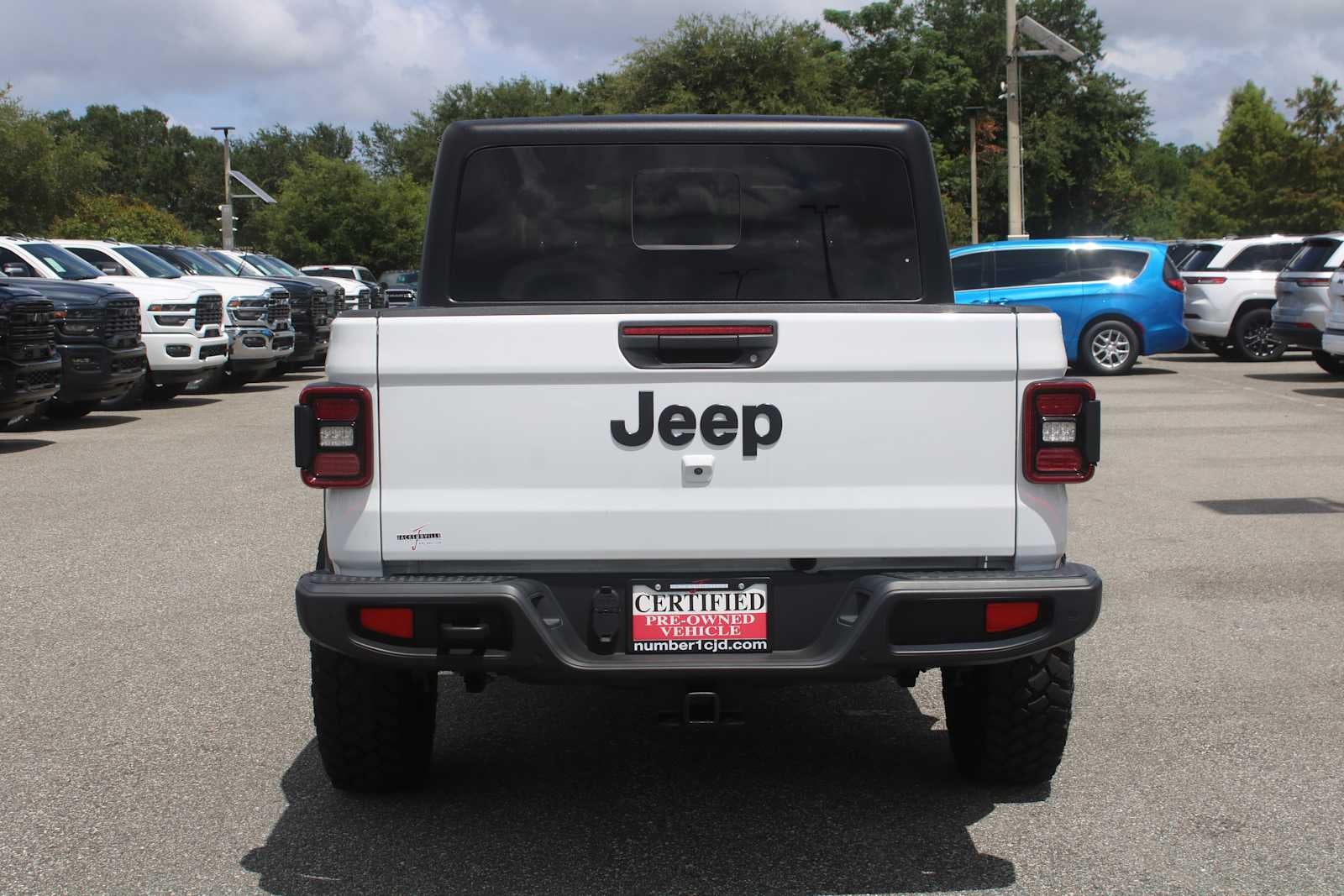 2024 Jeep Gladiator Willys