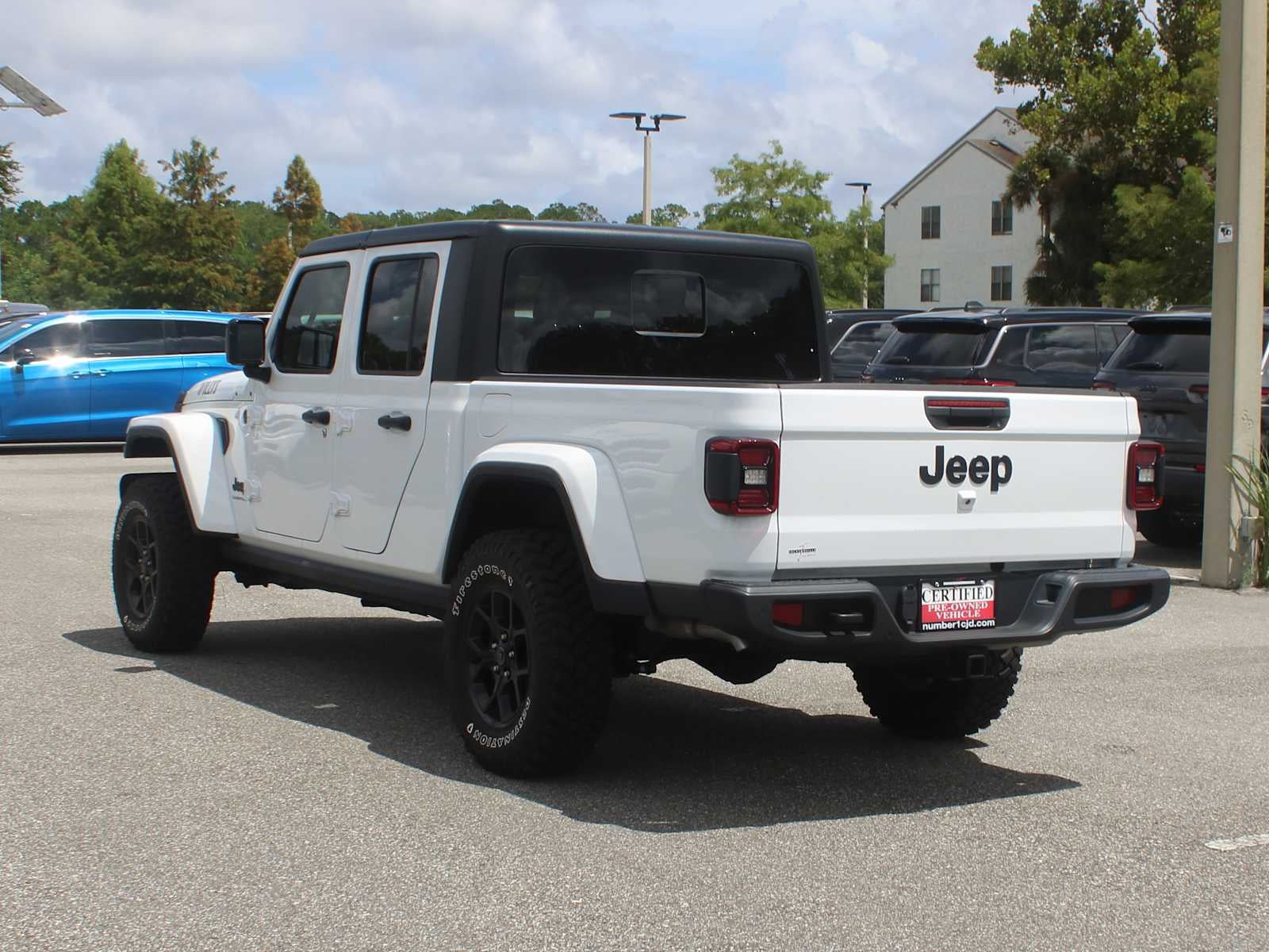 2024 Jeep Gladiator Willys