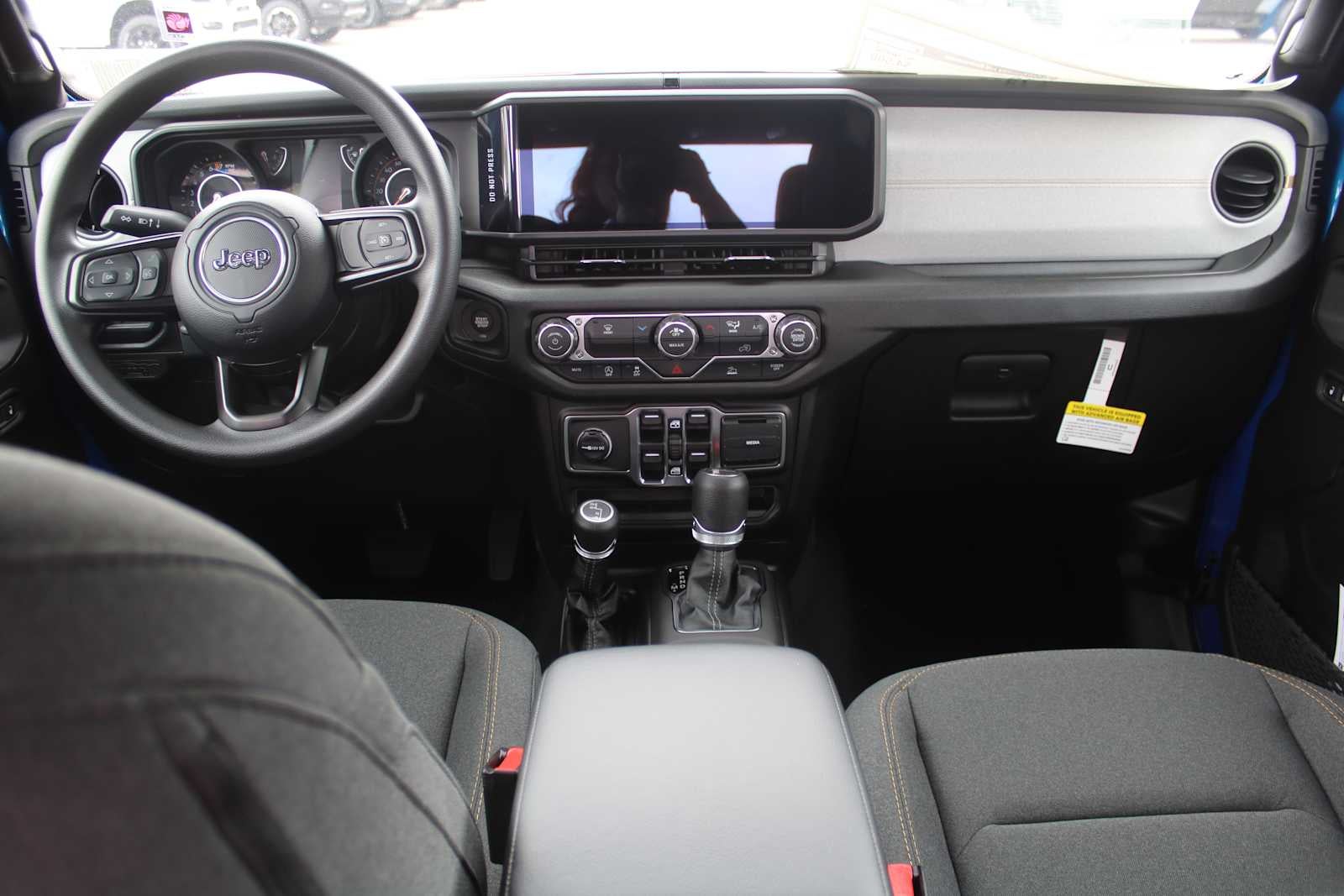 2026 Jeep Gladiator Sport