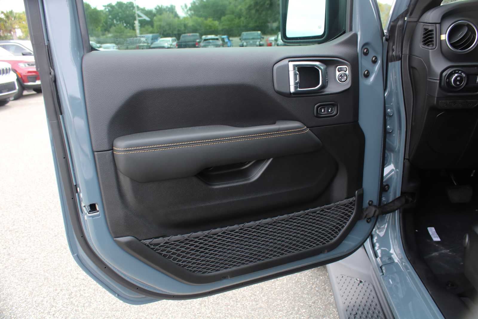 2025 Jeep Gladiator GLADIATOR HIGH TIDE 4X4