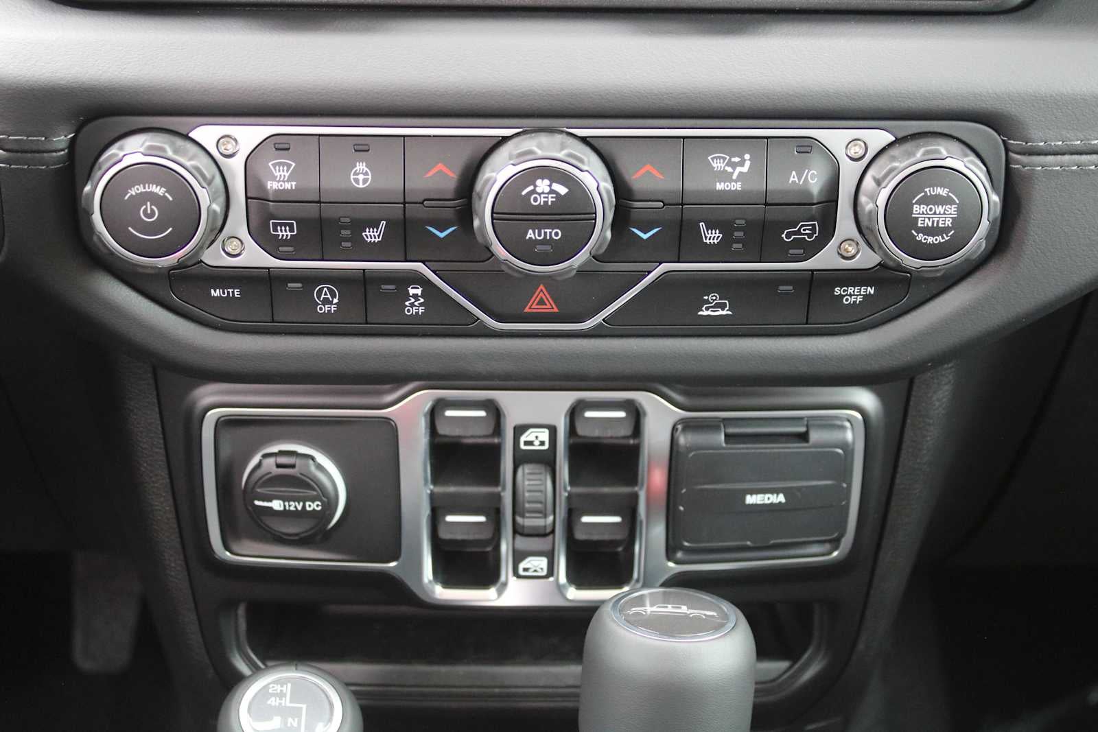 2025 Jeep Gladiator GLADIATOR HIGH TIDE 4X4