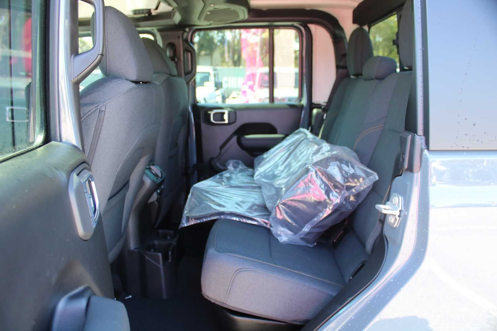 2026 Jeep Gladiator GLADIATOR SPORT 4X4