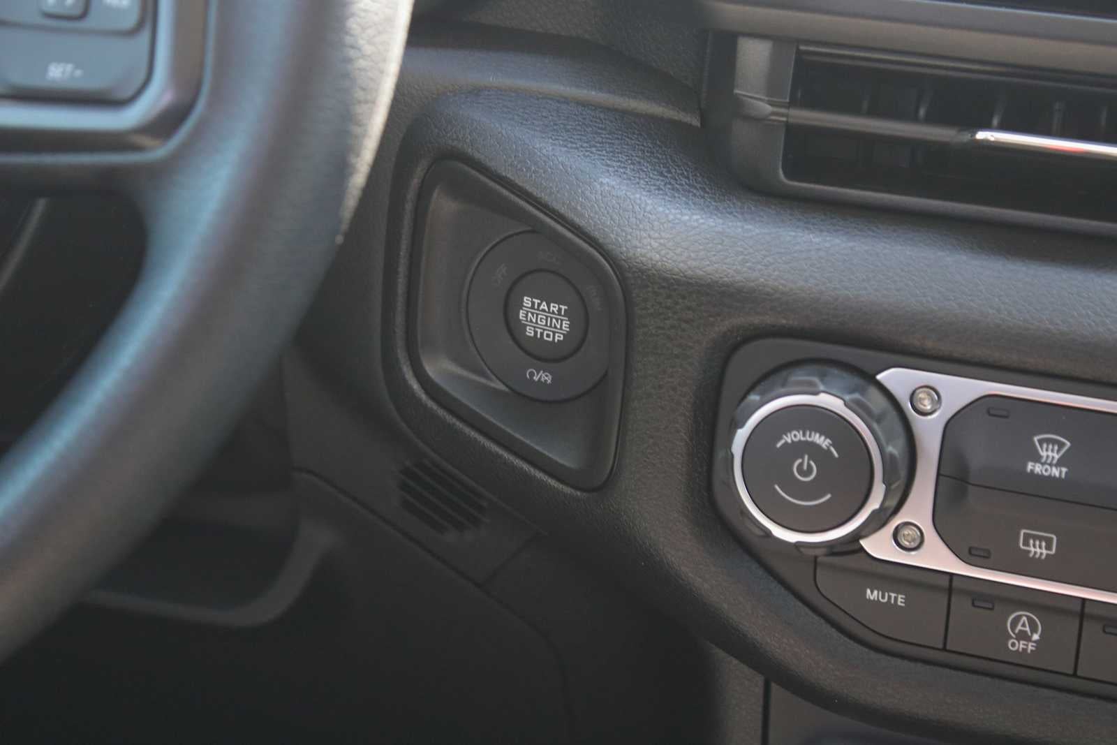 2026 Jeep Gladiator GLADIATOR SPORT 4X4