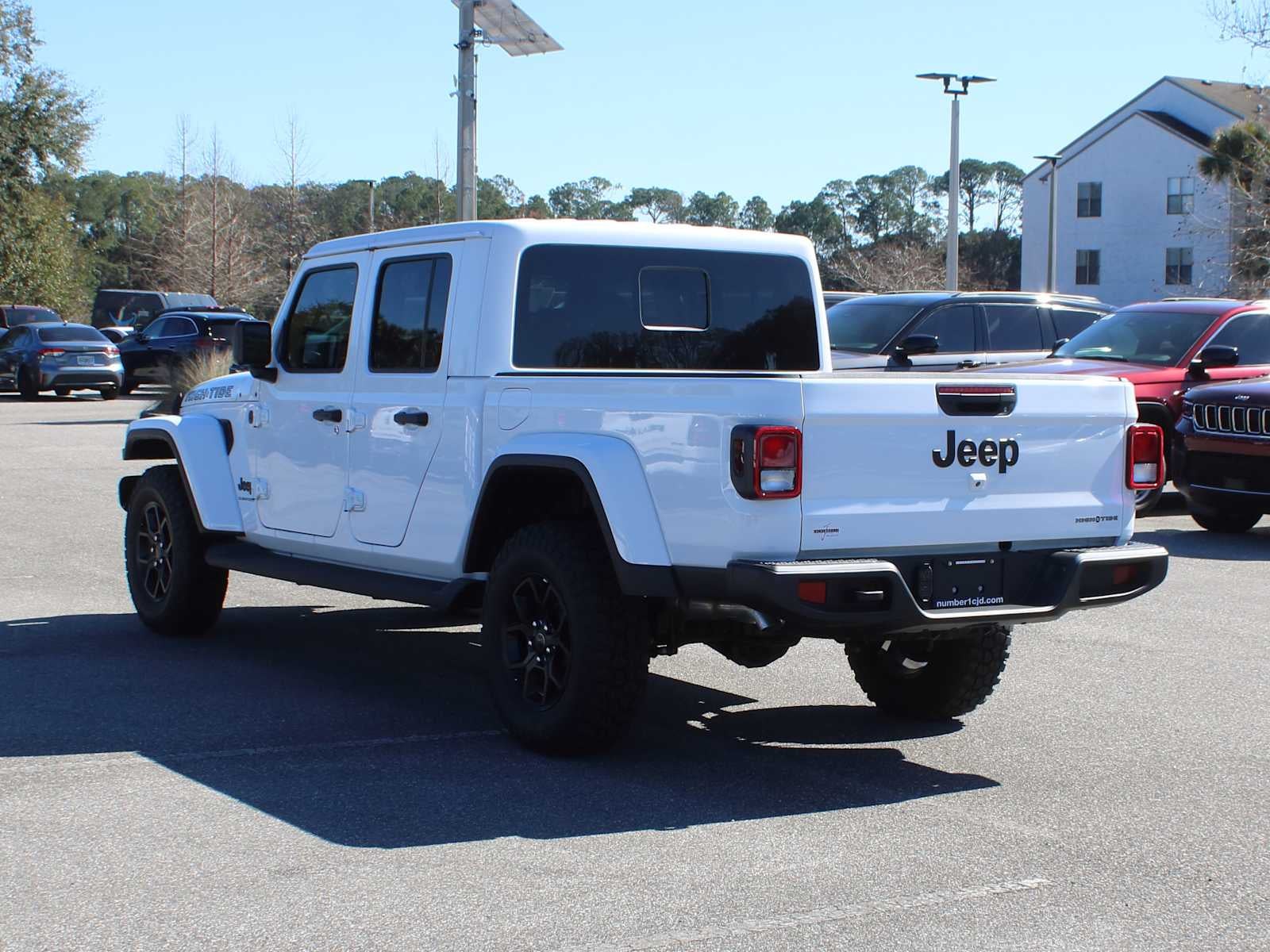2025 Jeep Gladiator Sport photo 4